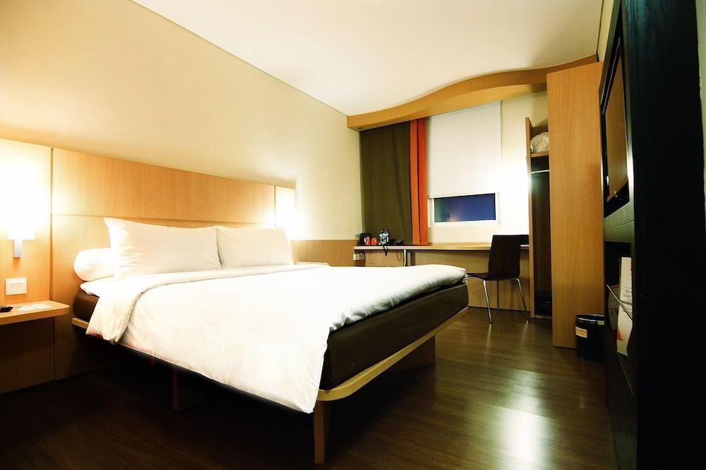Ibis Surabaya City Center Εξωτερικό φωτογραφία